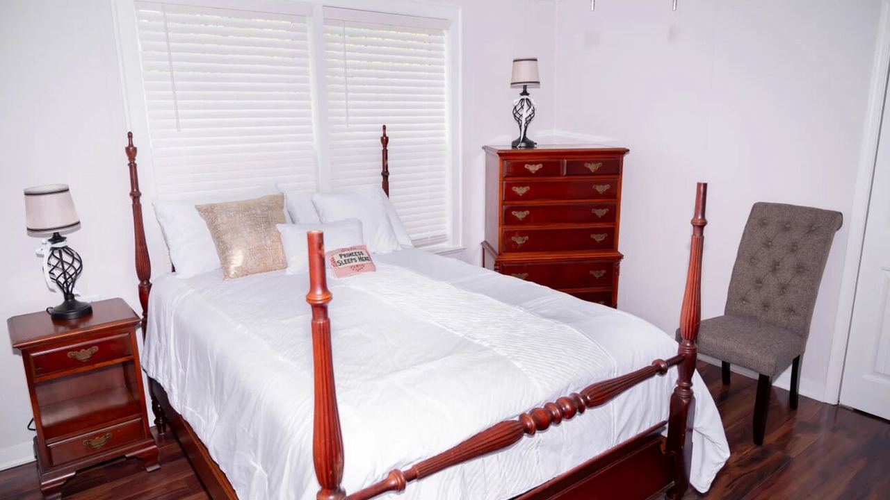 Photo of Bedroom in Clanton