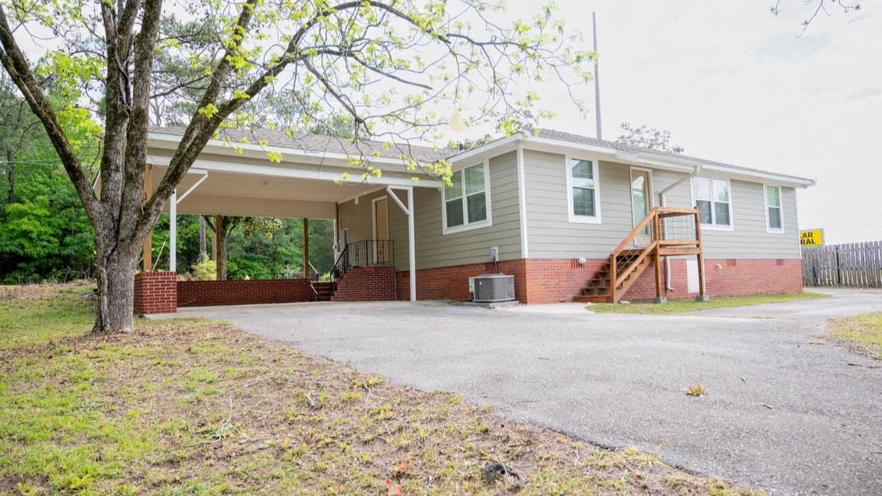 Photo of Outdoor in Clanton