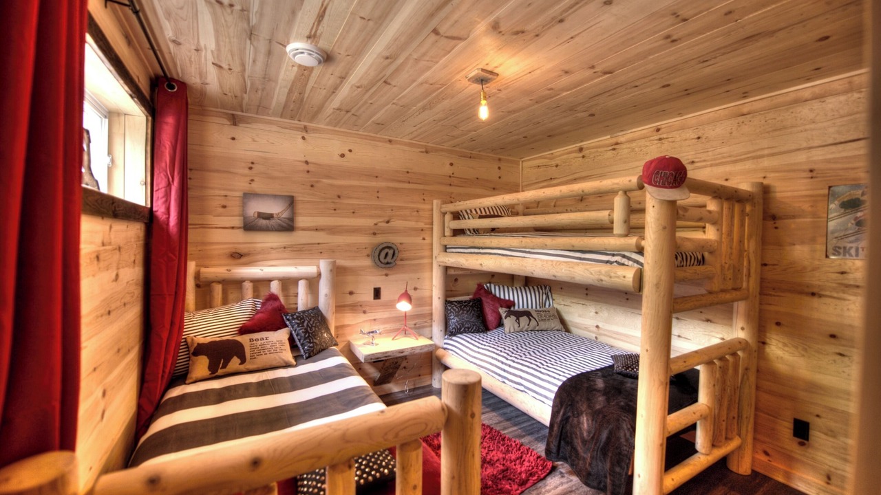 Photo of Bedroom in La Malbaie