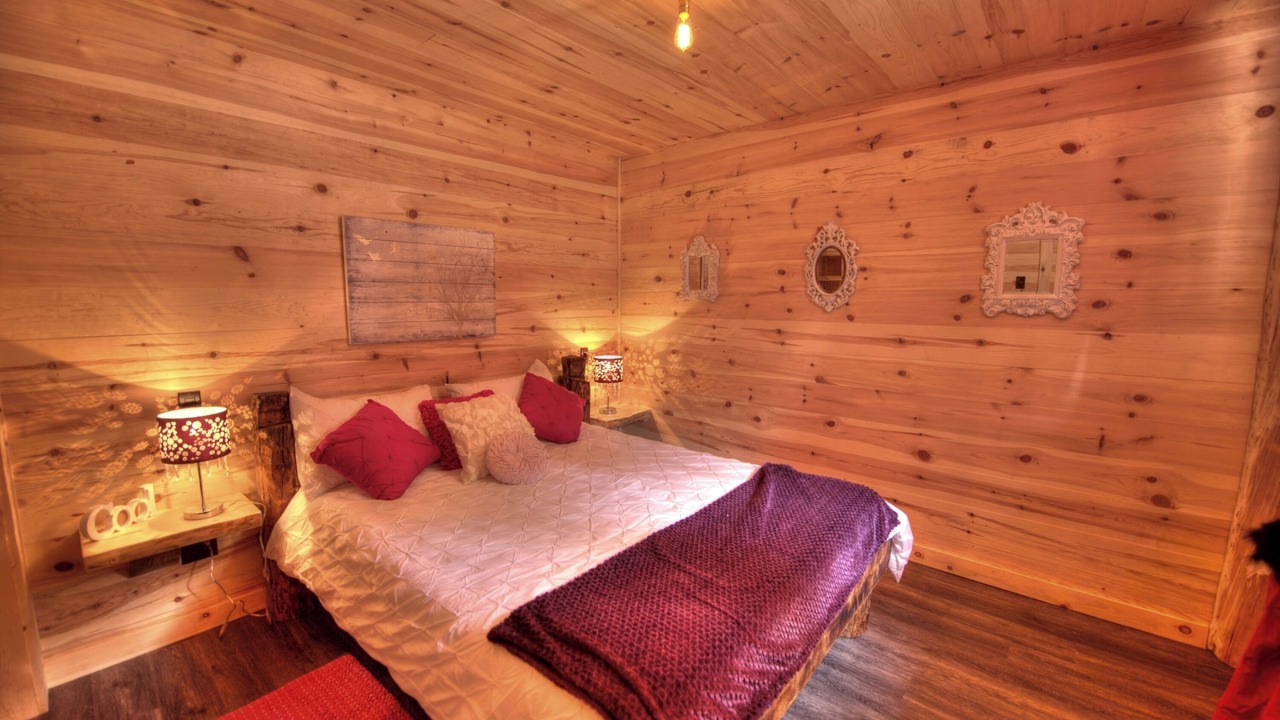 Photo of Bedroom in La Malbaie