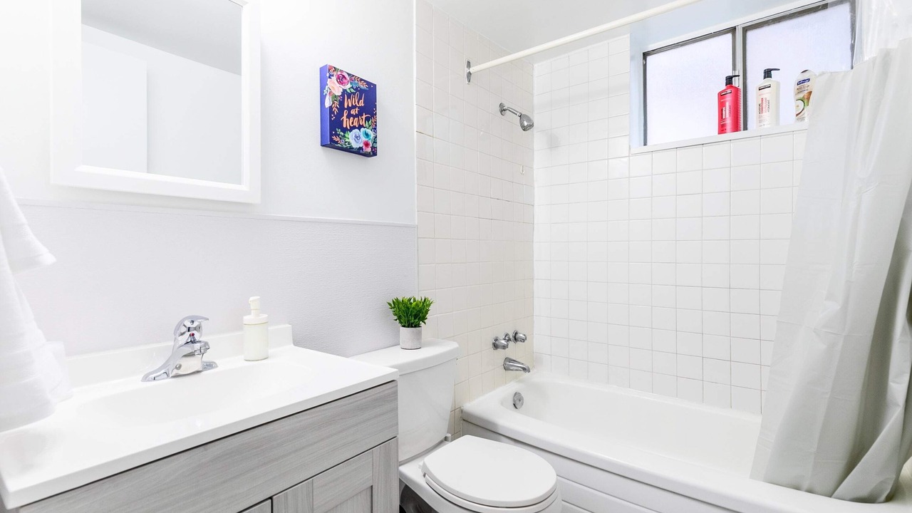 Photo of Bathroom in Rosedale