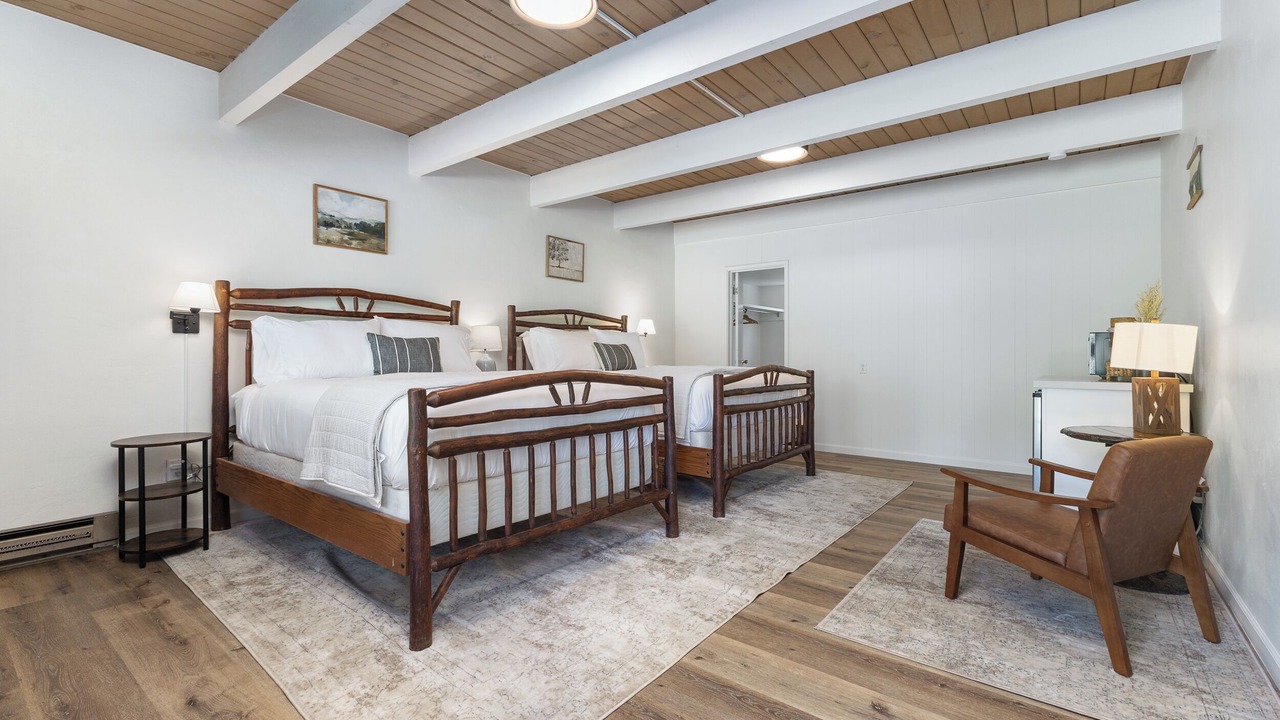 Photo of Bedroom in Springville