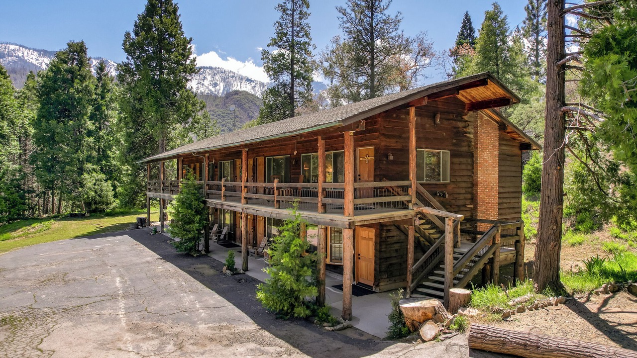 Photo of Outdoor in Springville