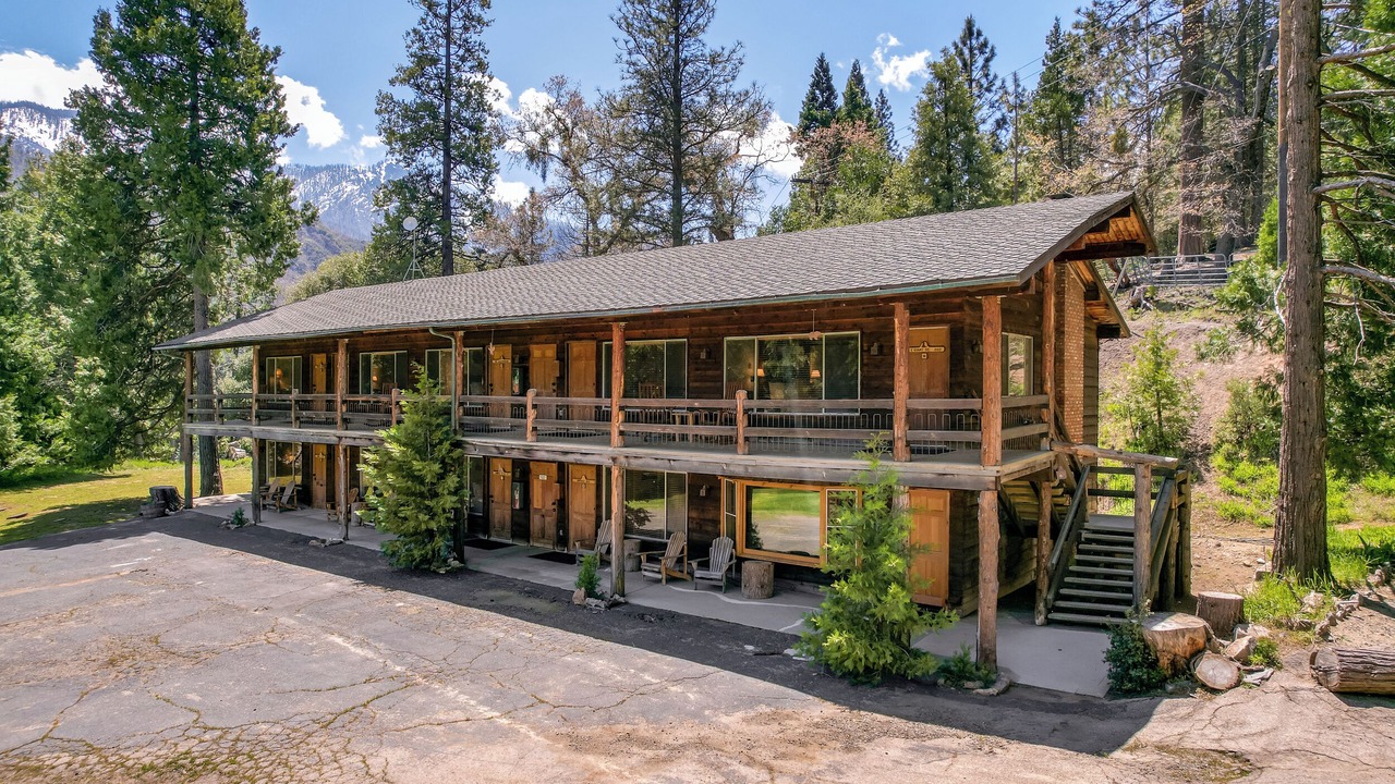 Photo of Outdoor in Springville