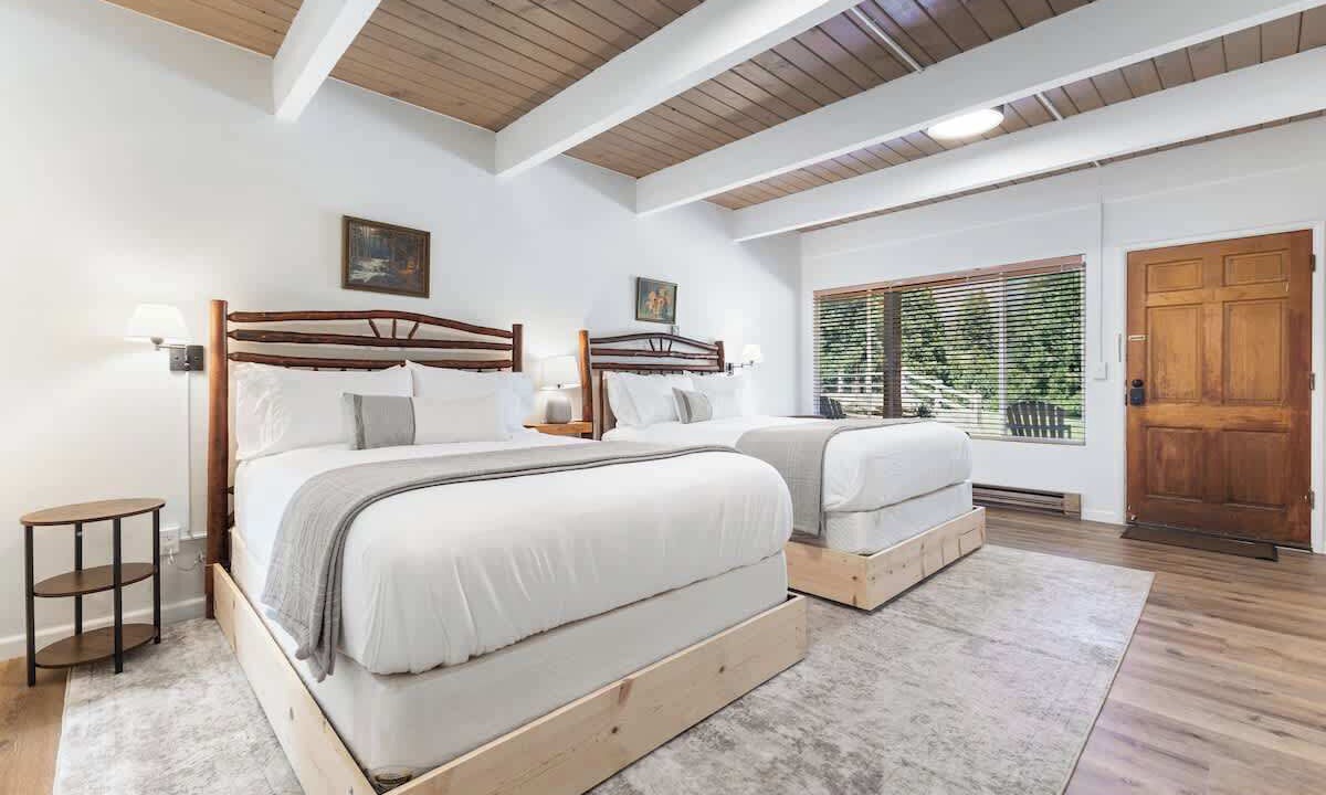 Photo of Bedroom in Springville