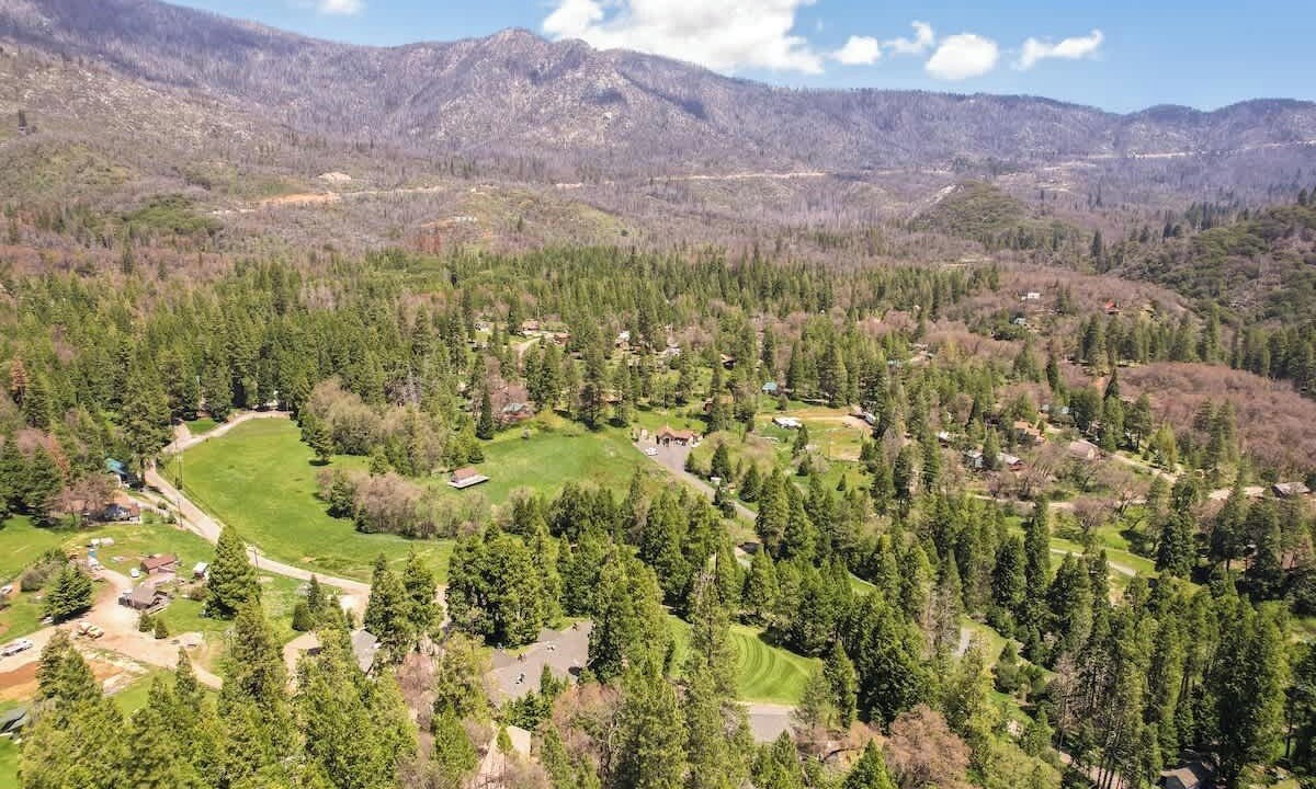 Photo of Outdoor in Springville