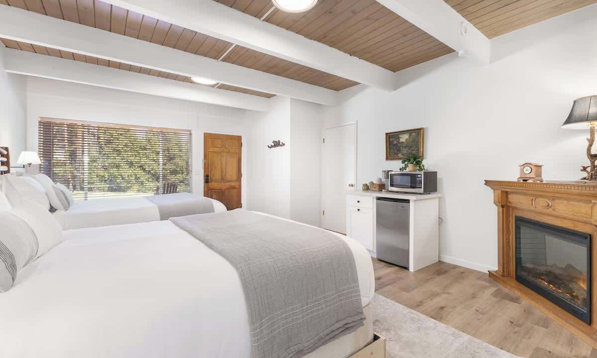 Photo of Bedroom in Springville