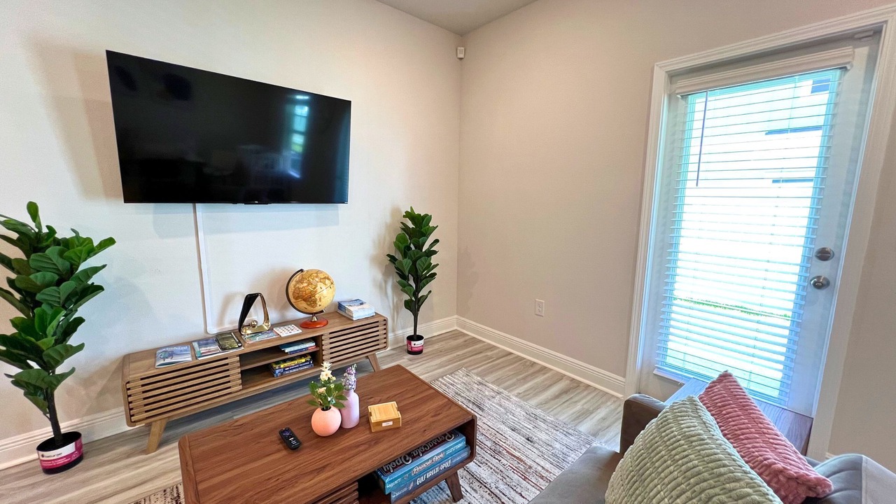Photo of Livingroom in Gulf Breeze