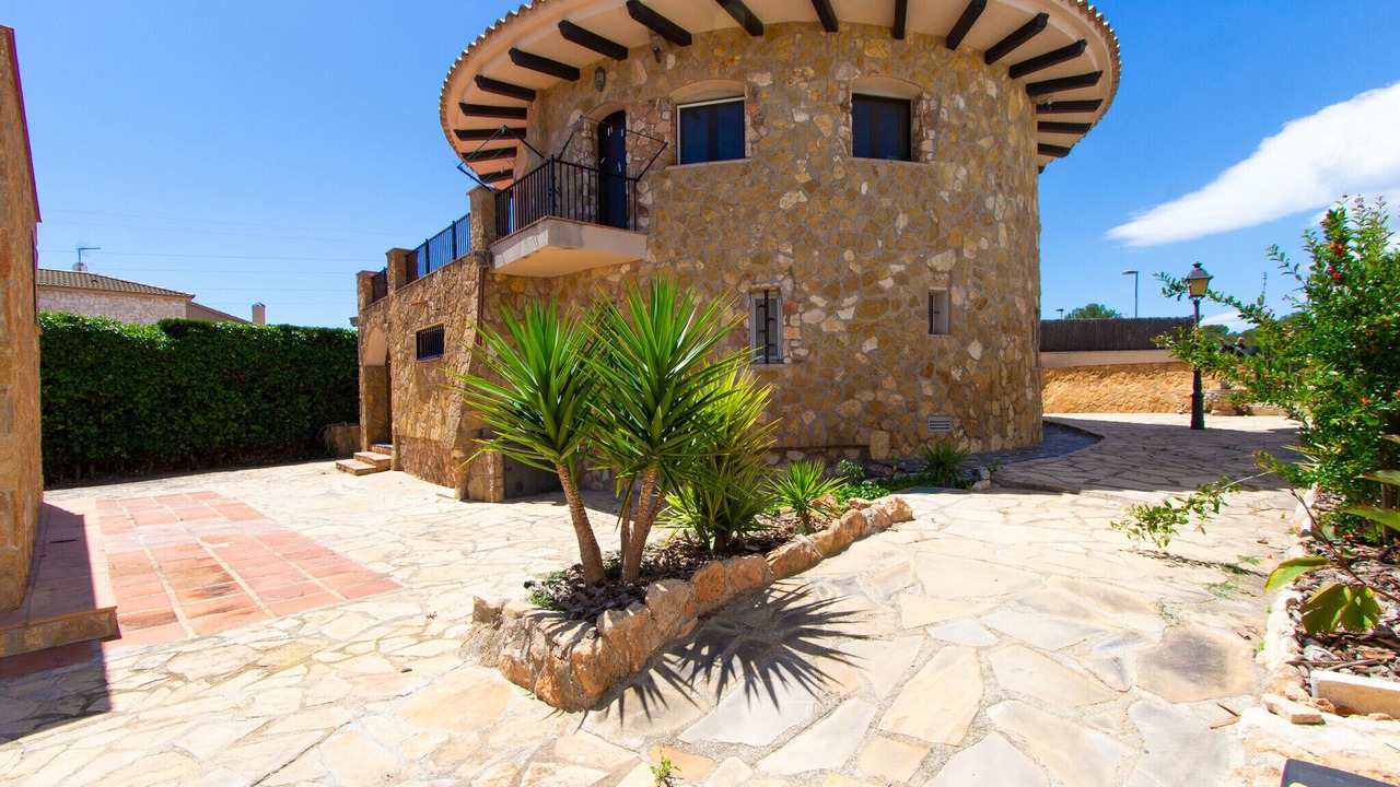 Photo of Outdoor in Creixell