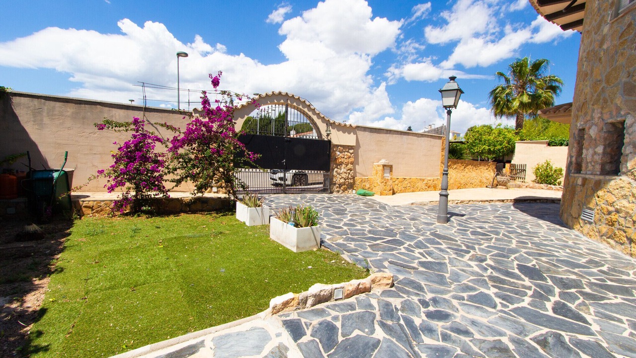 Photo of Outdoor in Creixell