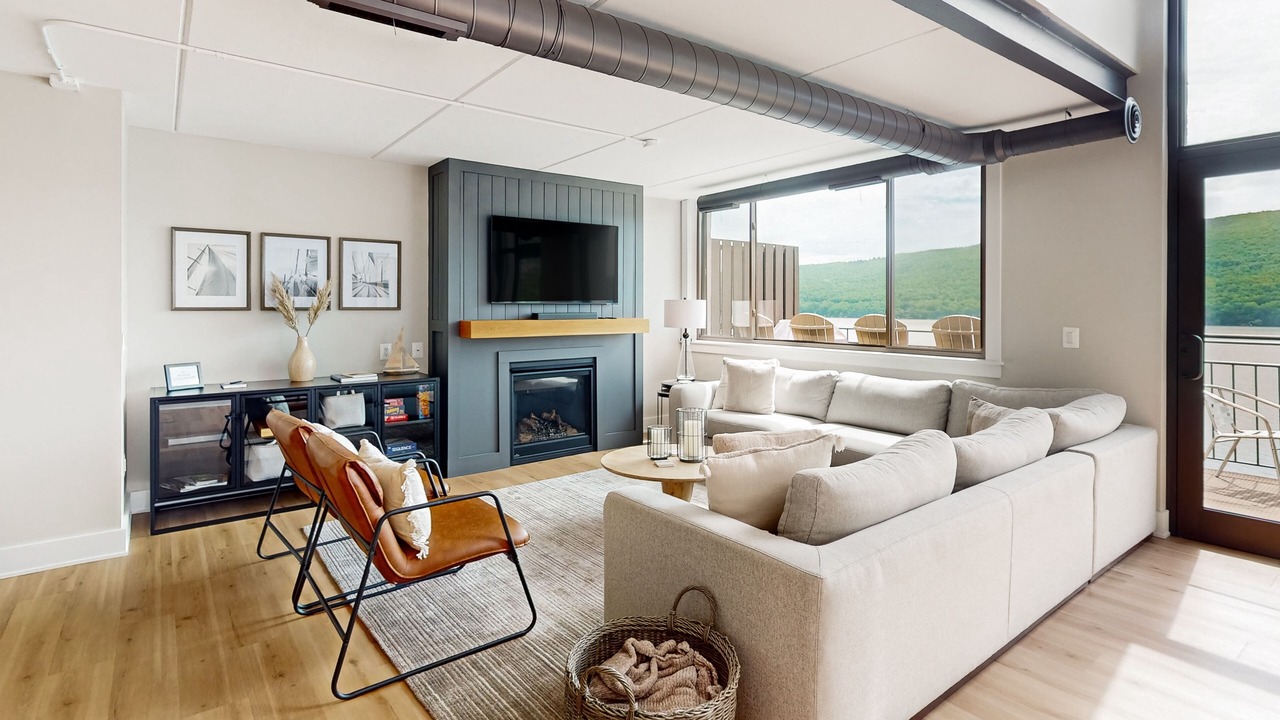 Photo of Livingroom in Canandaigua