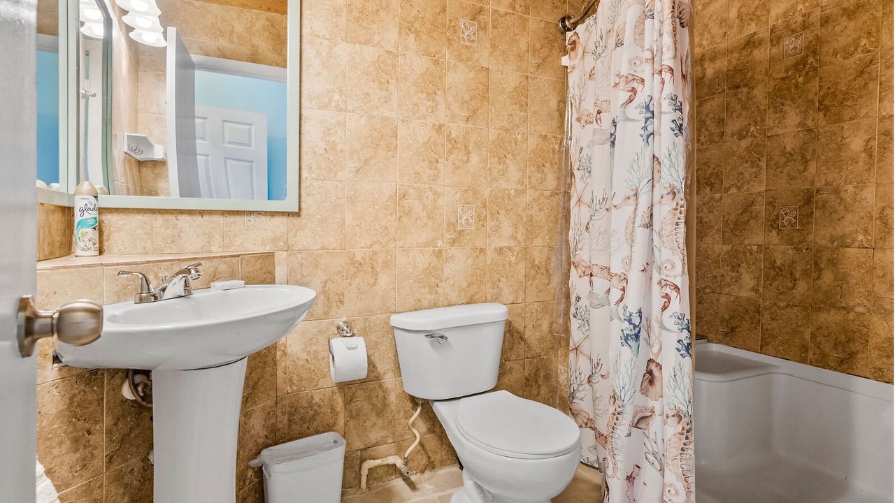 Photo of Bathroom in George Town