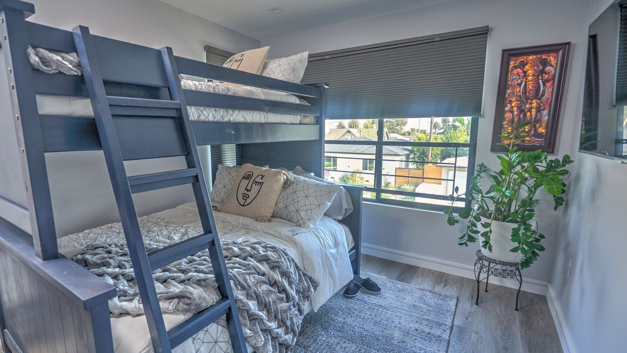 Photo of Bedroom in Park Mesa Heights