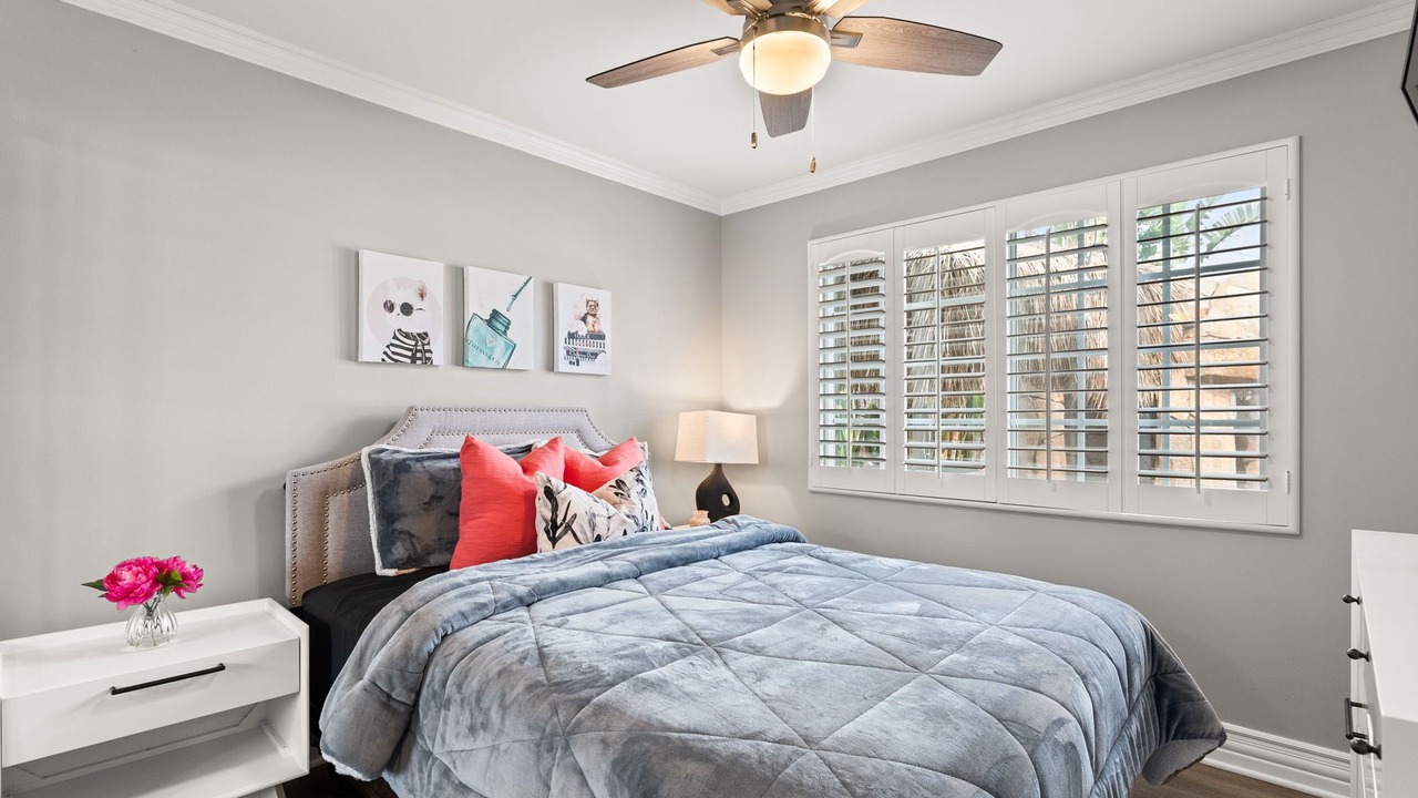 Photo of Bedroom in Orange