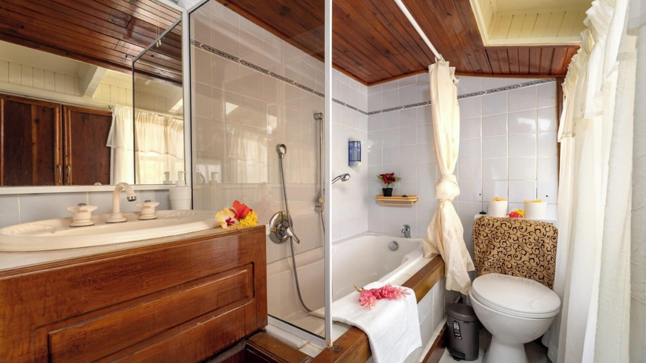 Photo of Bathroom in Glacis