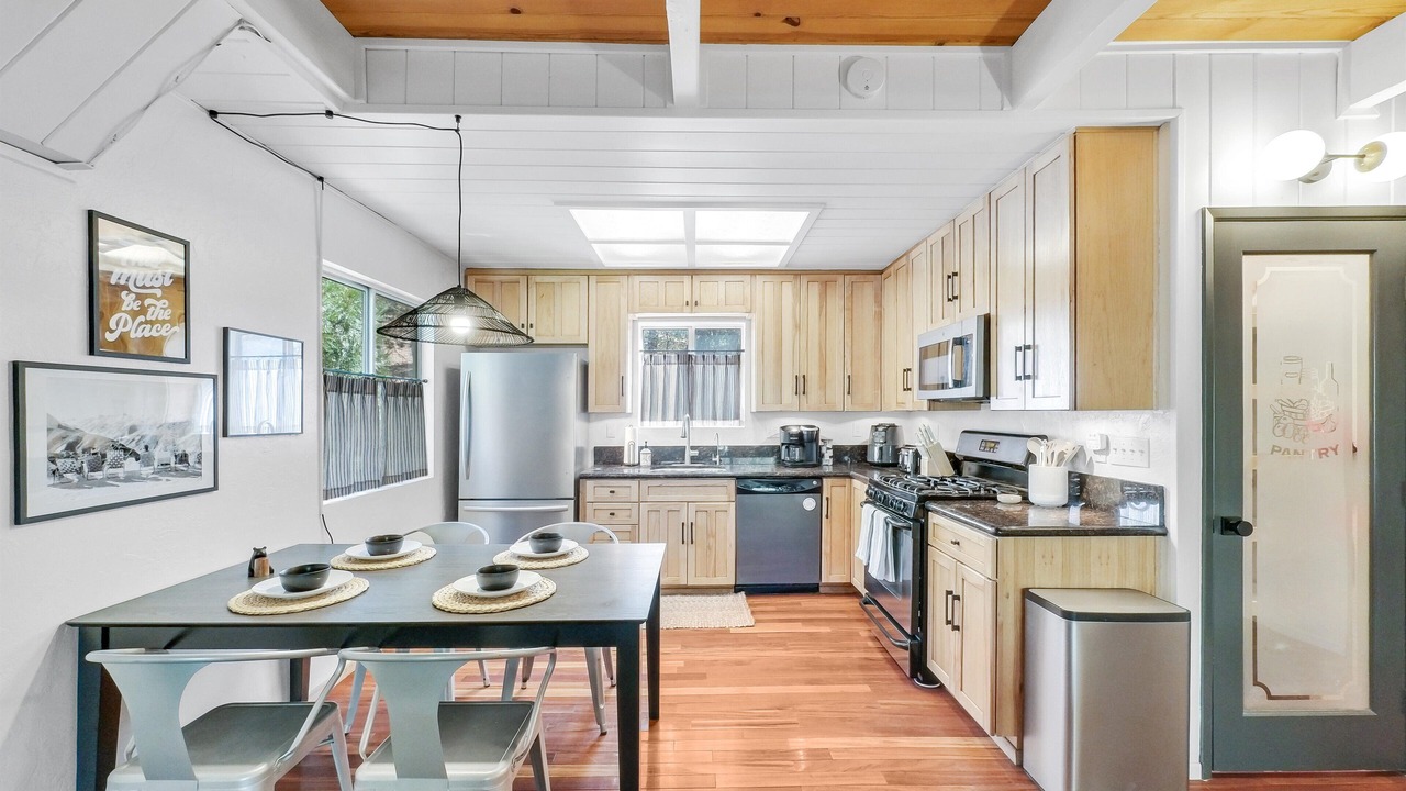 Photo of Kitchen in Arrowbear Lake