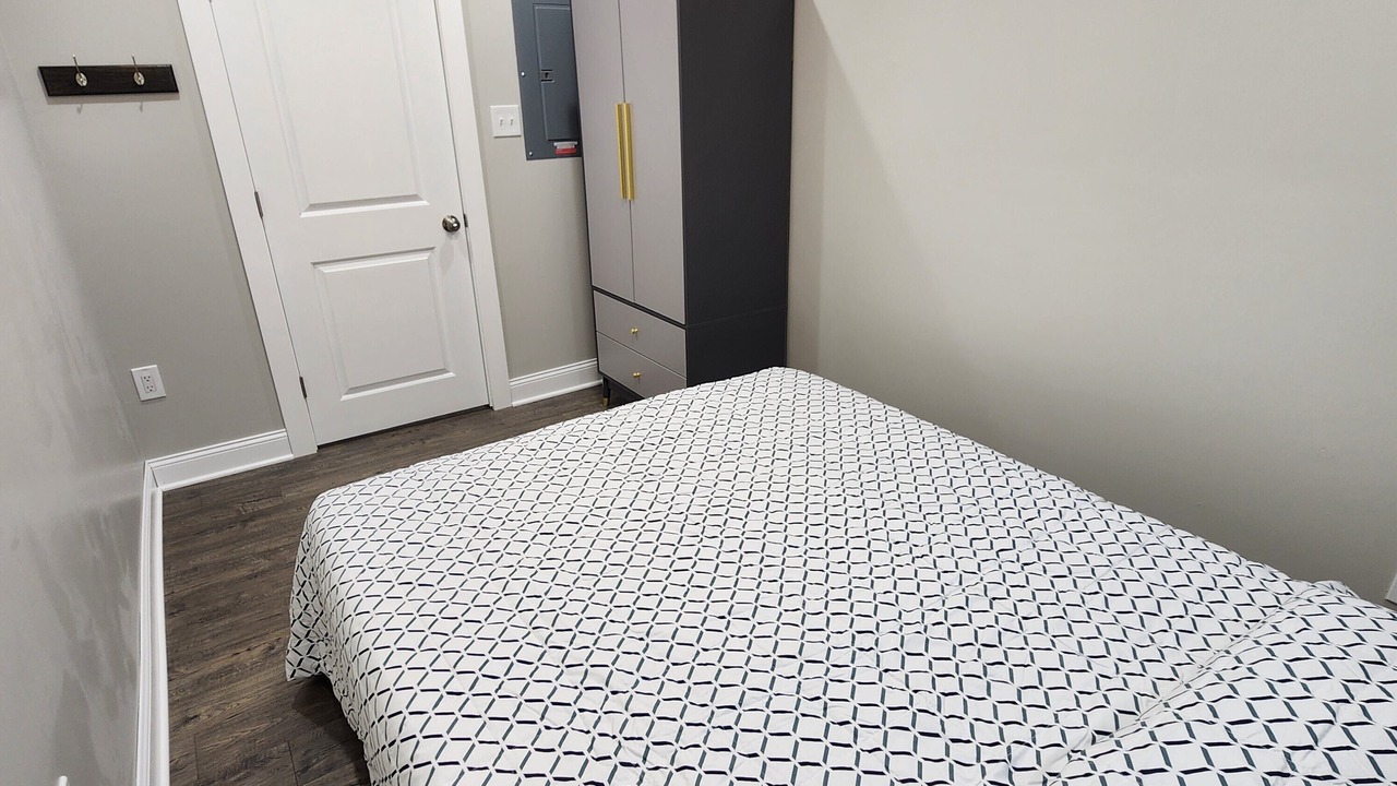 Photo of Bedroom in Town Bank