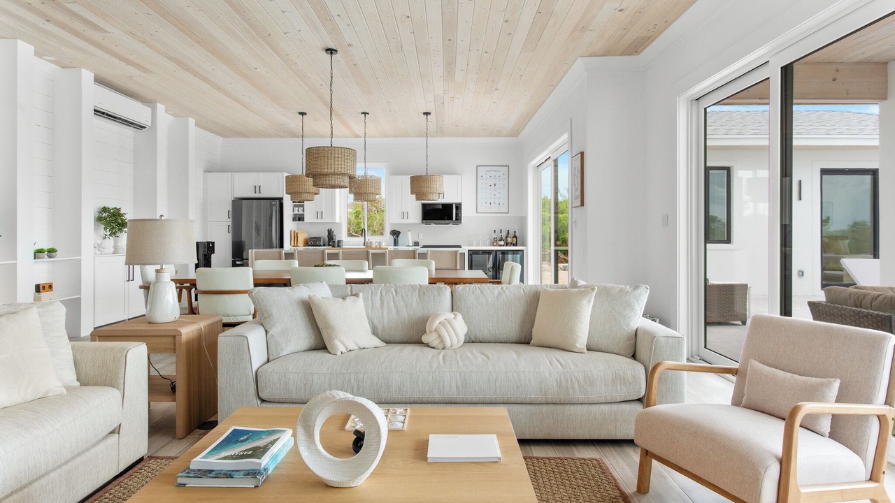 Photo of Livingroom in William's Town