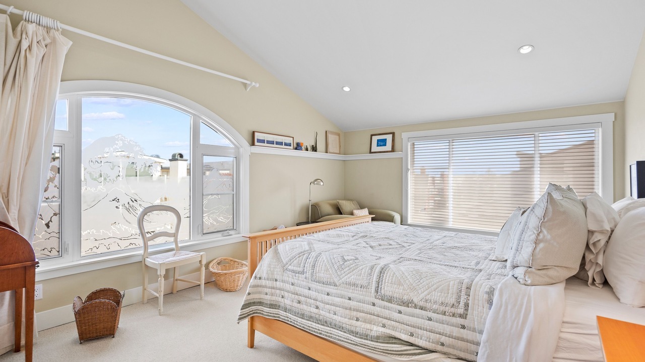Photo of Bedroom in Hollywood Beach