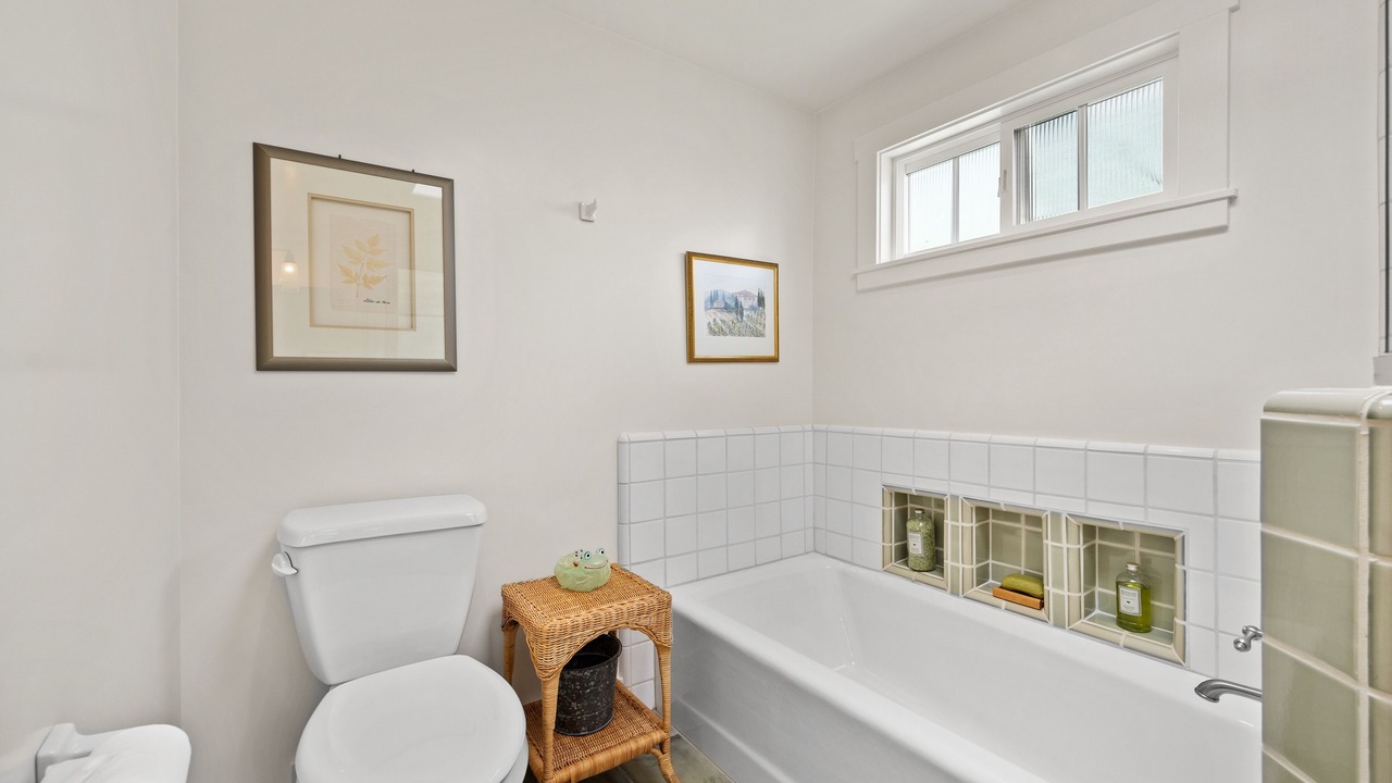 Photo of Bathroom in Hollywood Beach