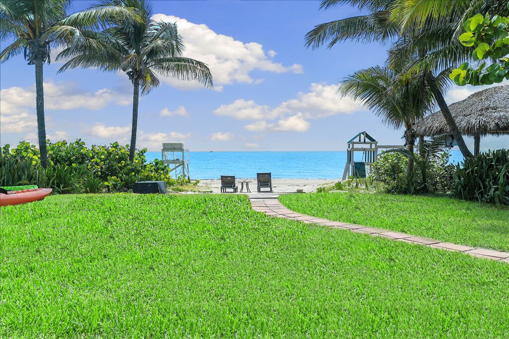 Photo of Others in Lauderdale Beach
