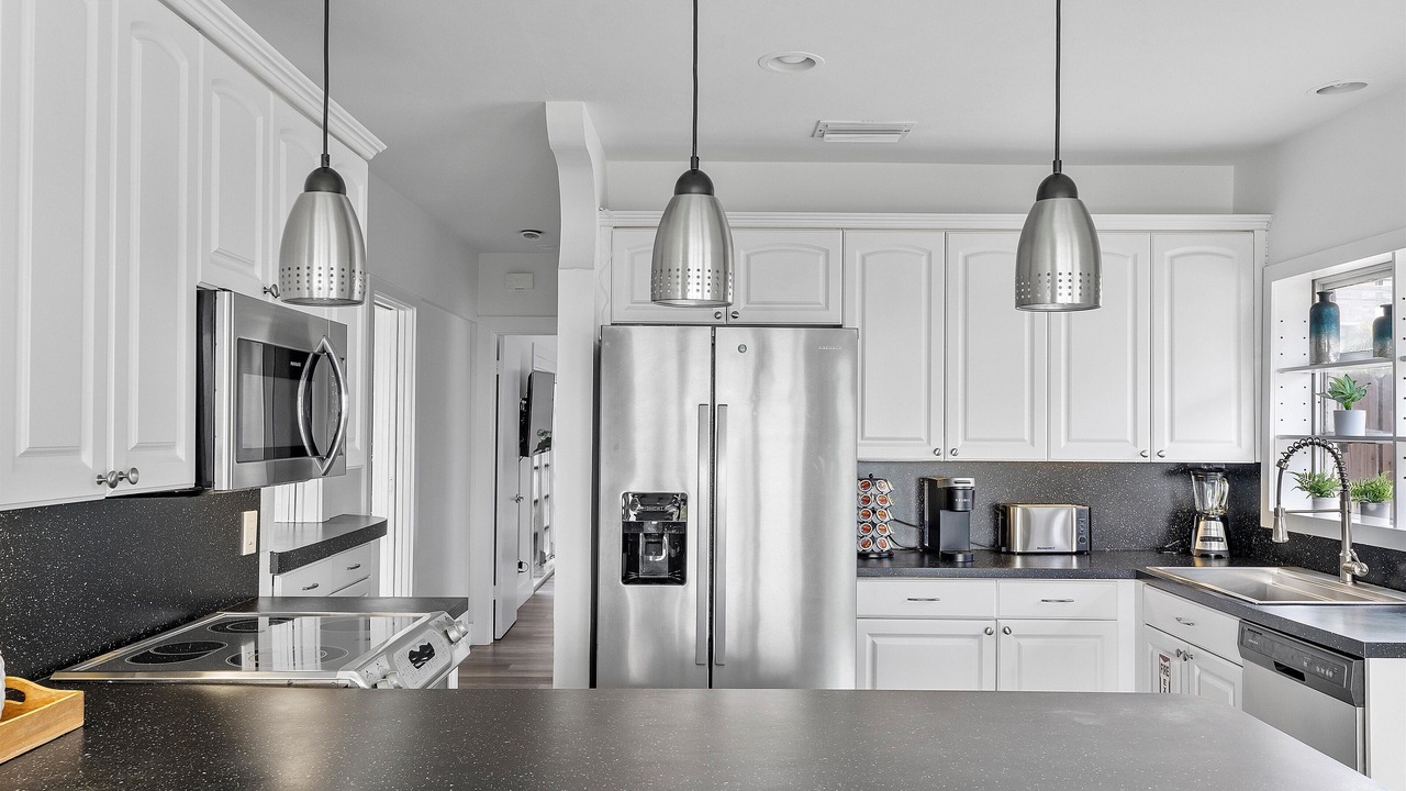 Photo of Kitchen in Lauderdale Beach