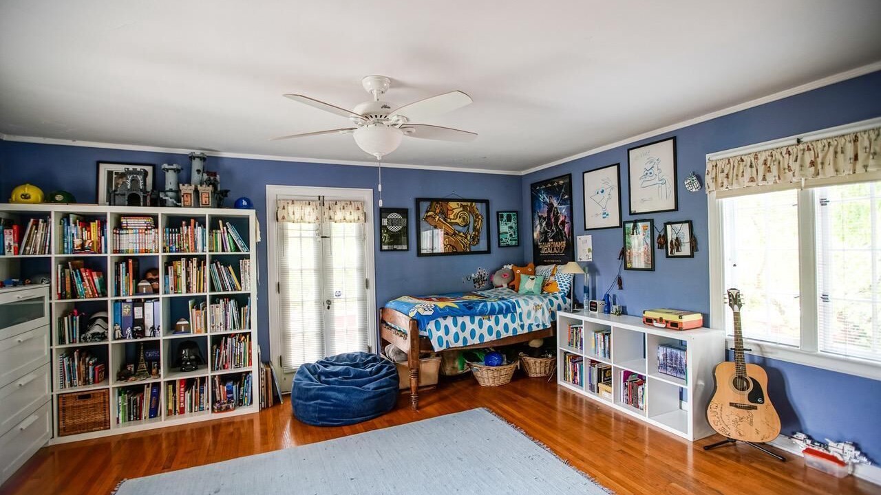 Photo of Bedroom in Greater Wilshire - Hancock Park