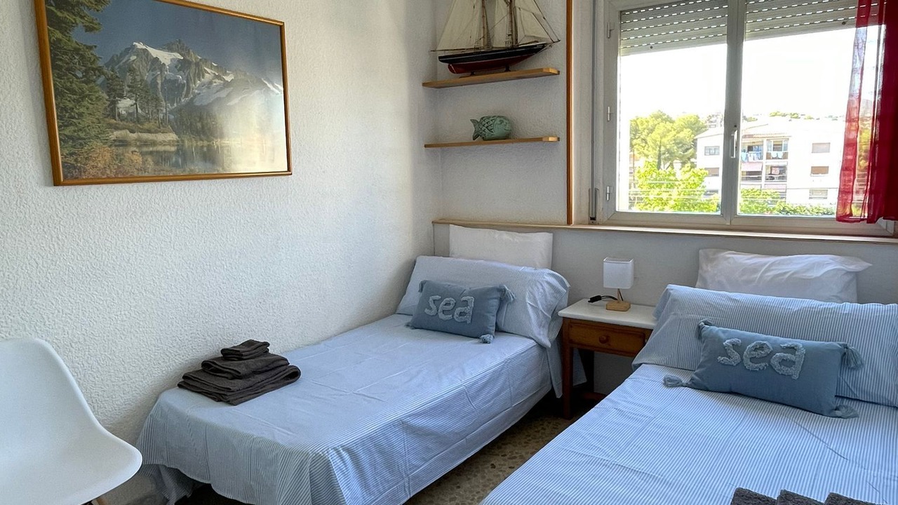 Photo of Bedroom in El Roc de Sant Gaieta