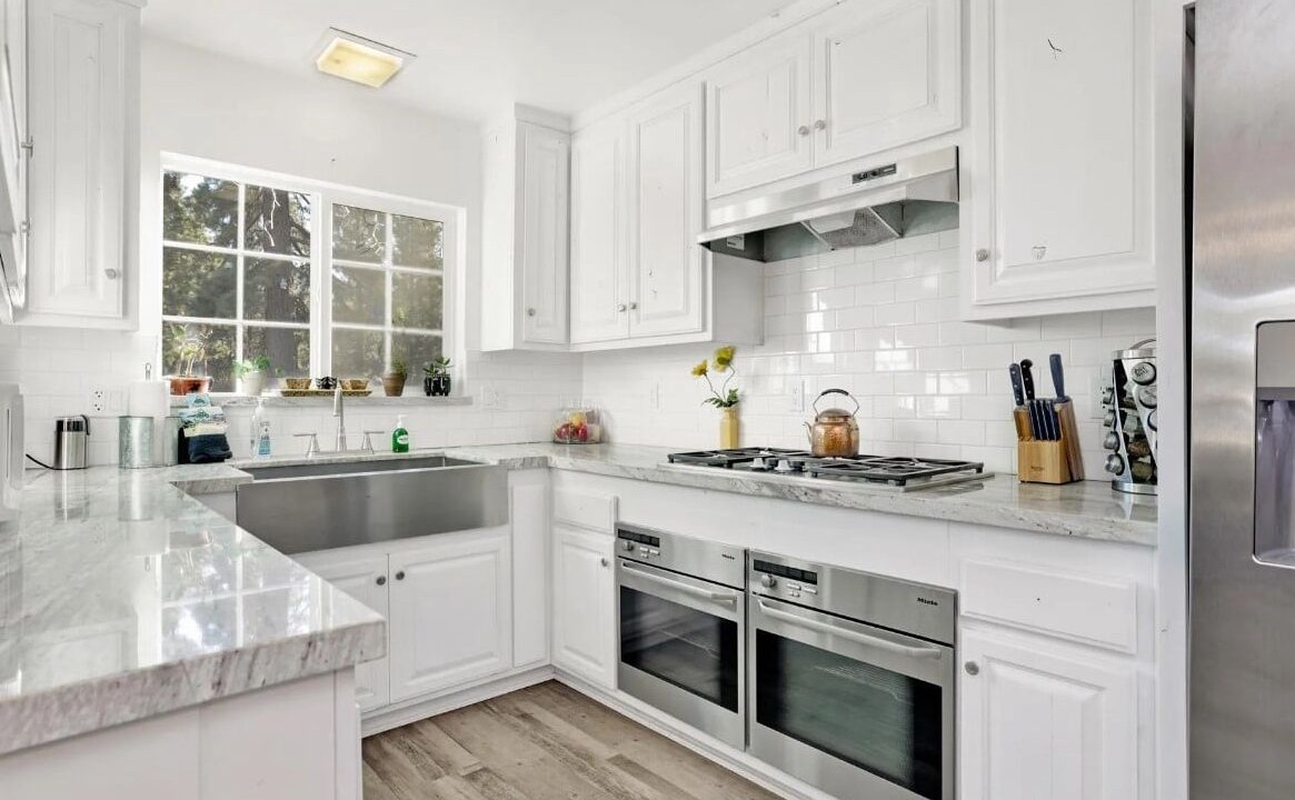 Photo of Kitchen in Big Bear