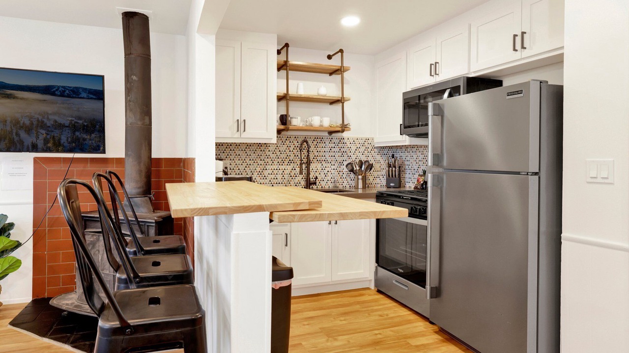 Photo of Kitchen in Big Bear