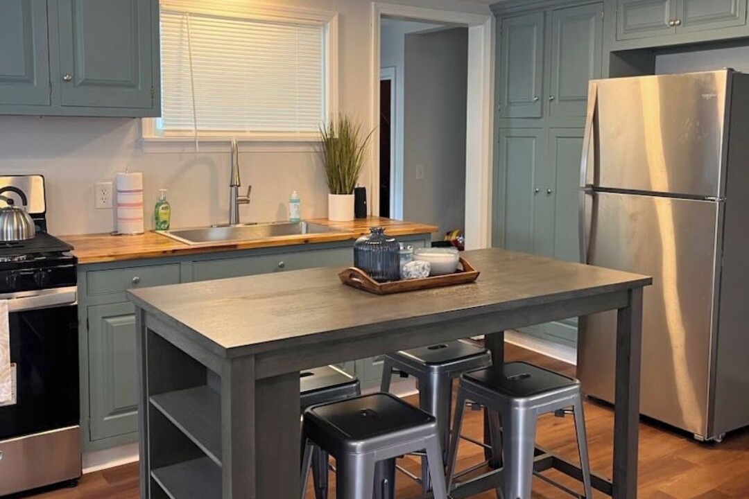Photo of Kitchen in Lake Erie Beach