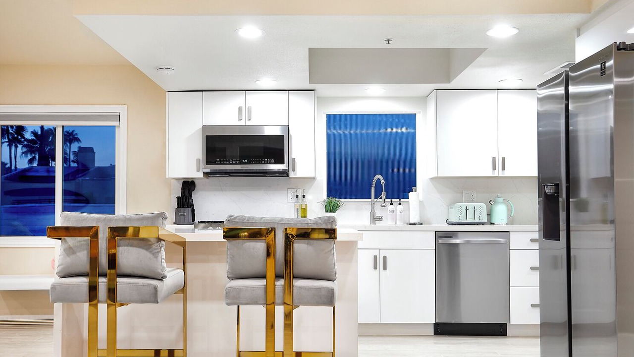 Photo of Kitchen in Racquet Club Estates