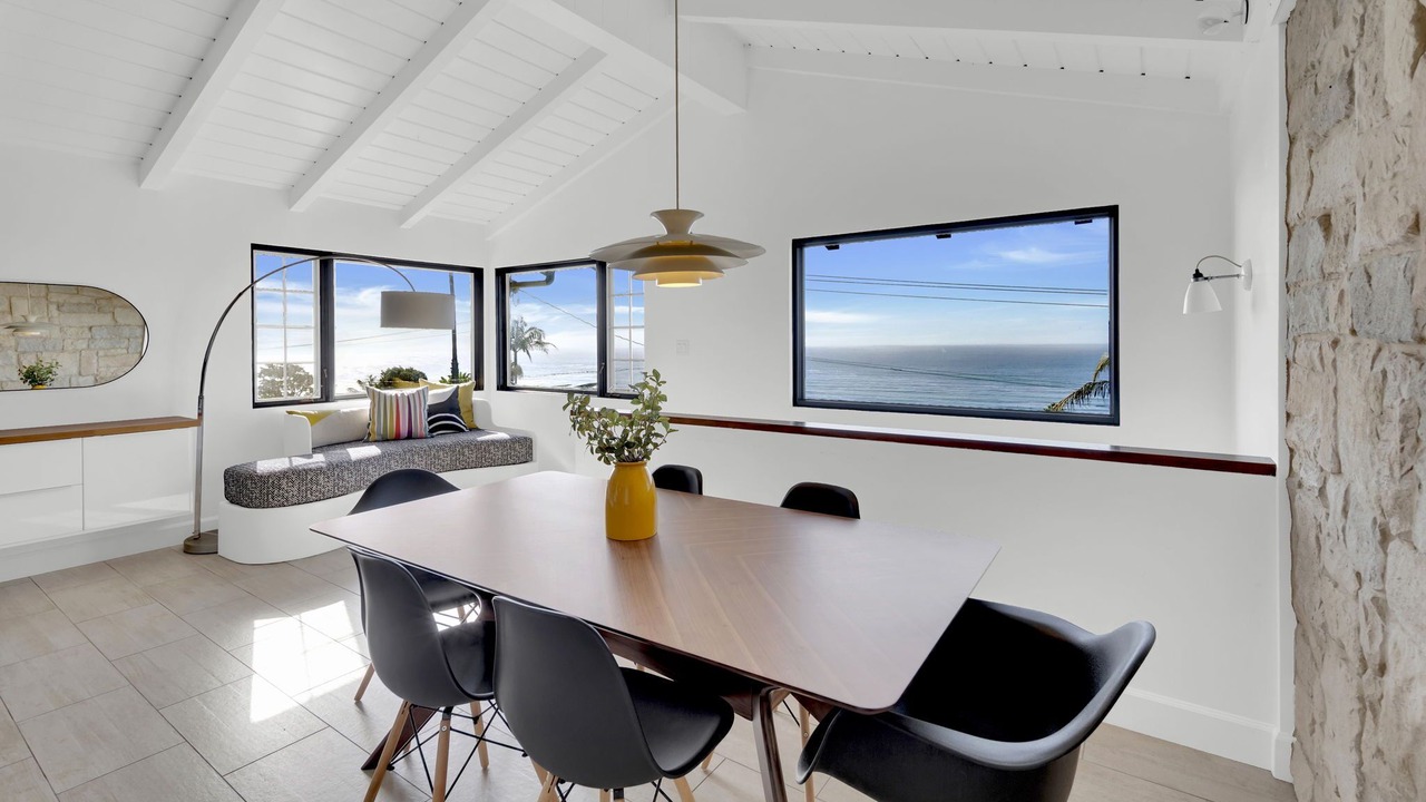 Photo of Bedroom in Sunset Cliffs