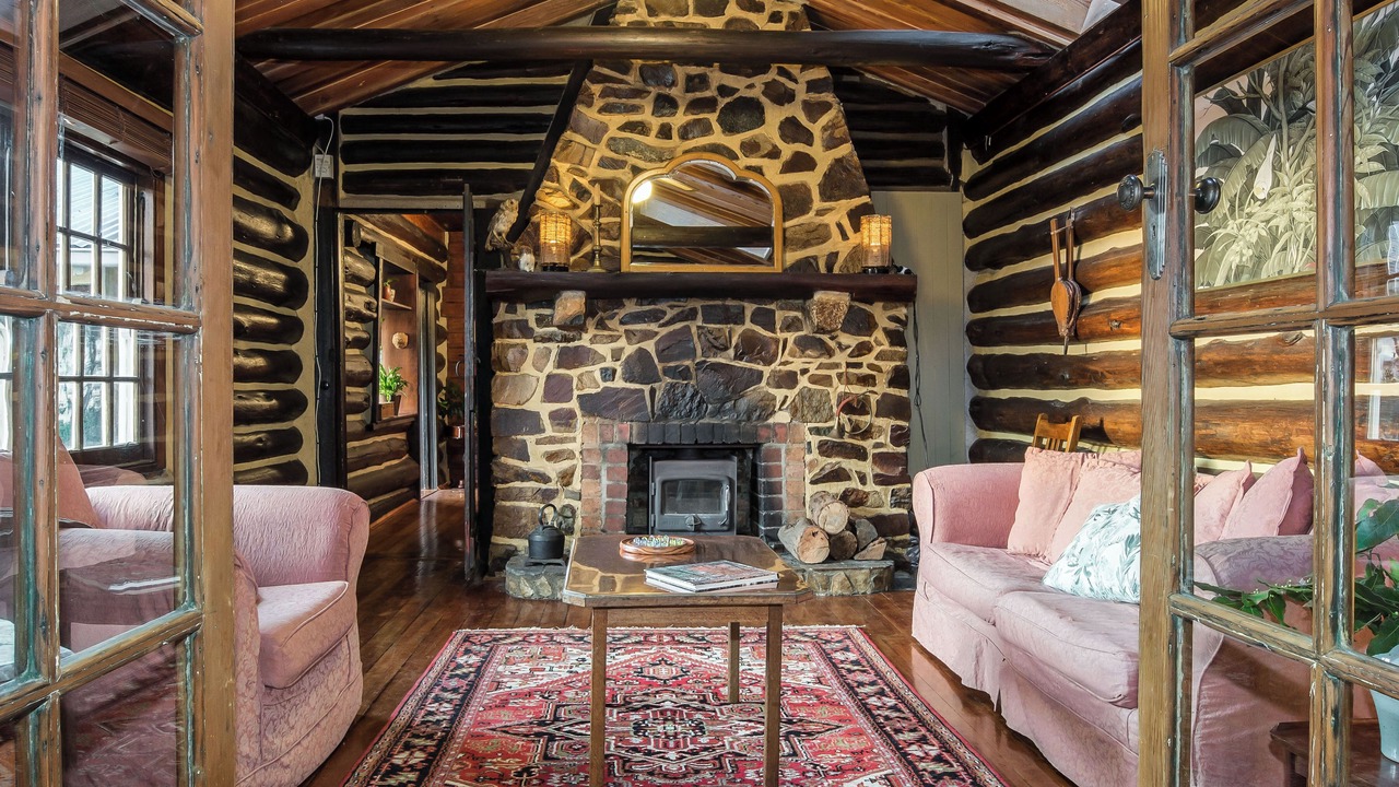 Photo of Livingroom in Kalorama