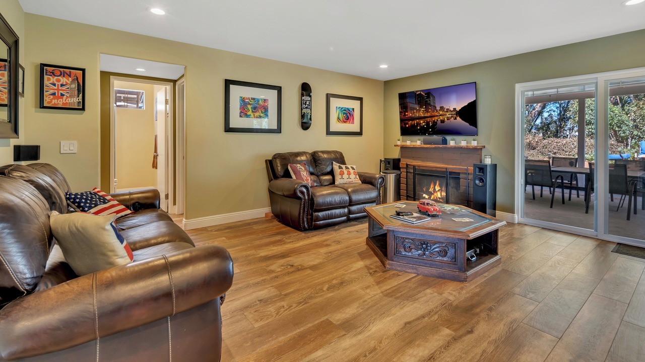 Photo of Livingroom in Ivey Ranch - Rancho Del Oro