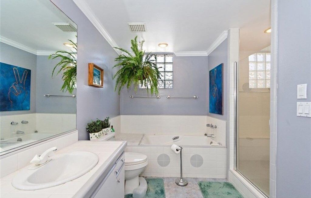 Photo of Bathroom in Central San Pedro