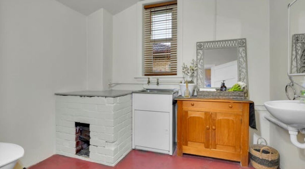 Photo of Bathroom in Shepparton South