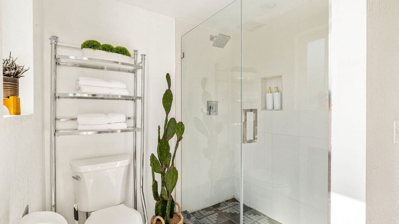 Photo of Bathroom in Desert Park Estates