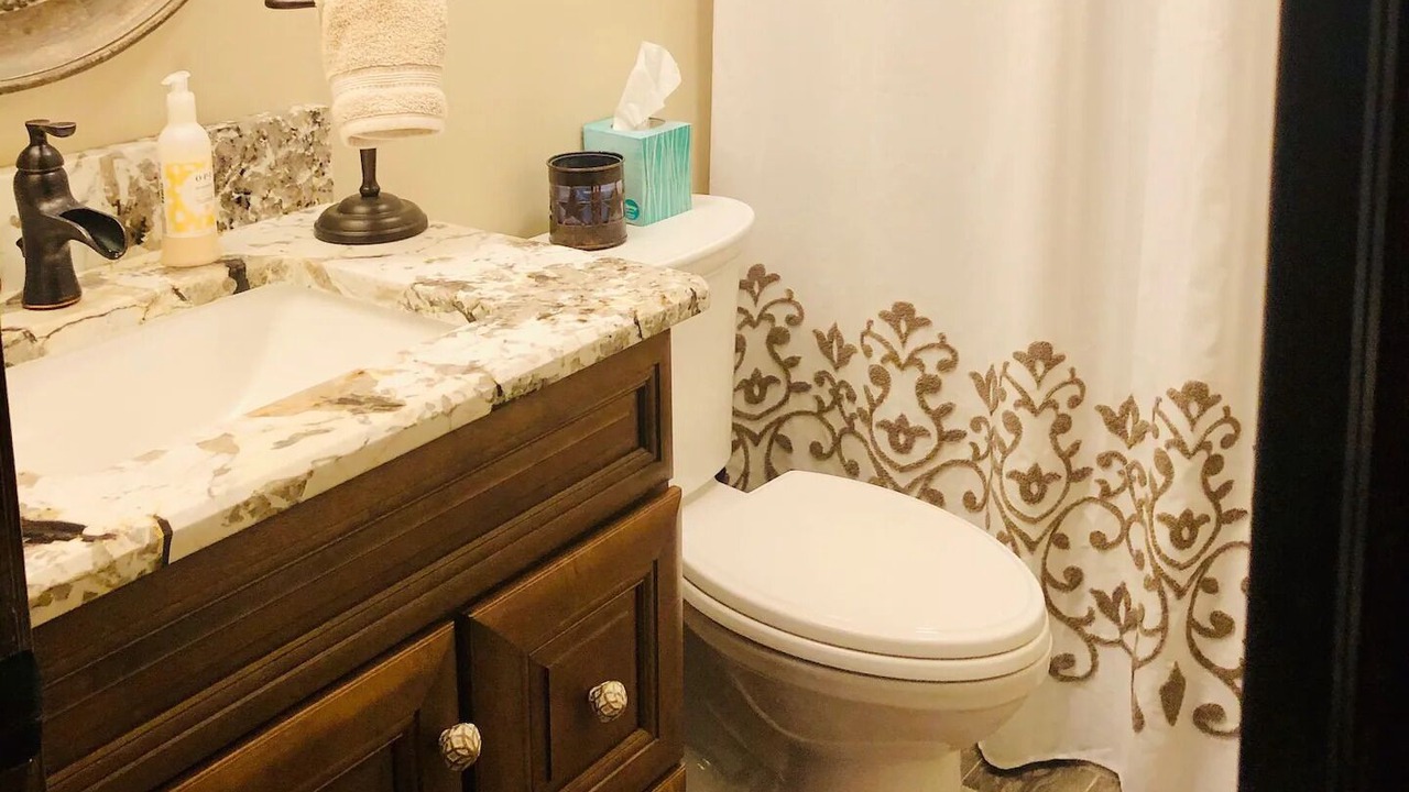 Photo of Bathroom in Charter Hills