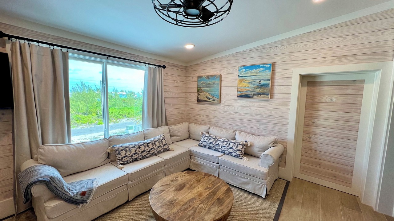 Photo of Bedroom in Treasure Cay