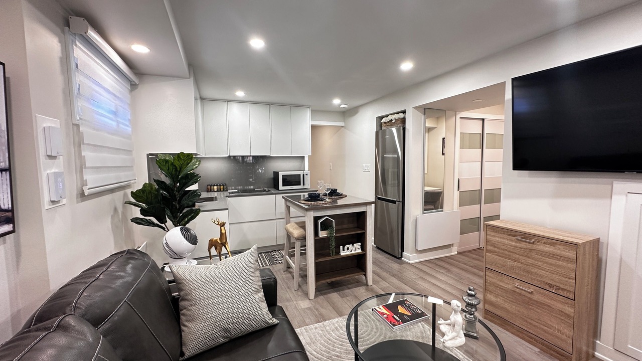 Photo of Livingroom in Aurora