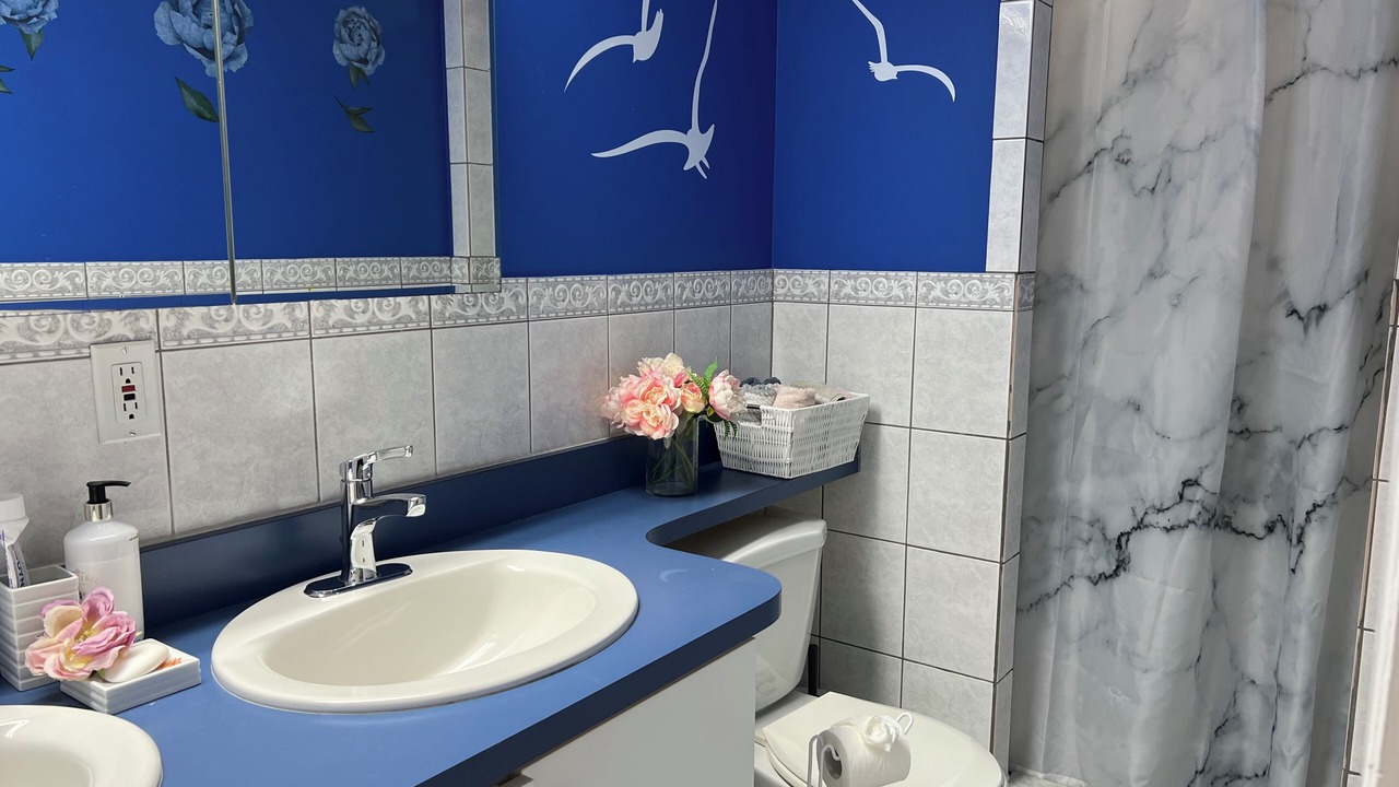 Photo of Bathroom in Etobicoke