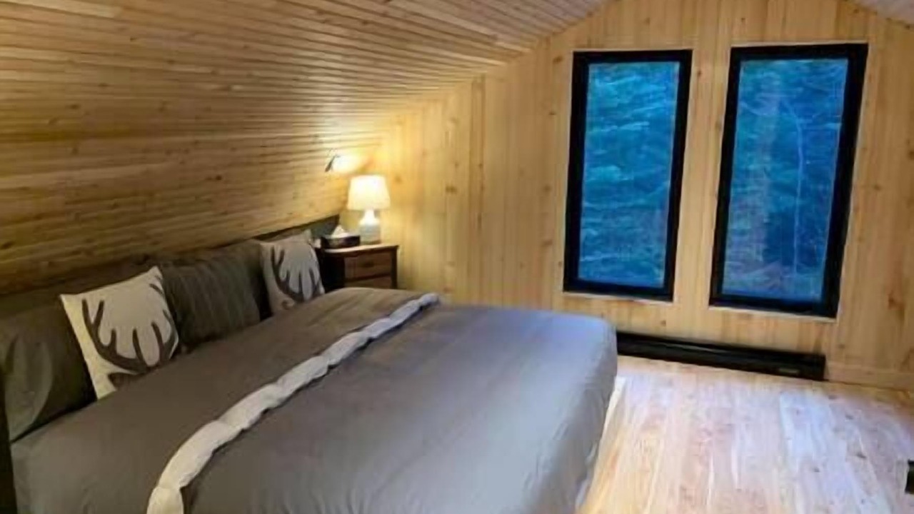 Photo of Bedroom in Saint Aime Des Lacs