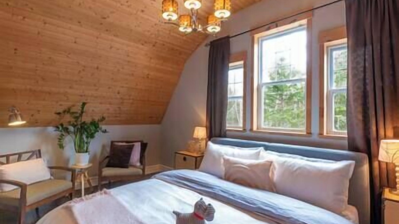Photo of Bedroom in Saint Aime Des Lacs