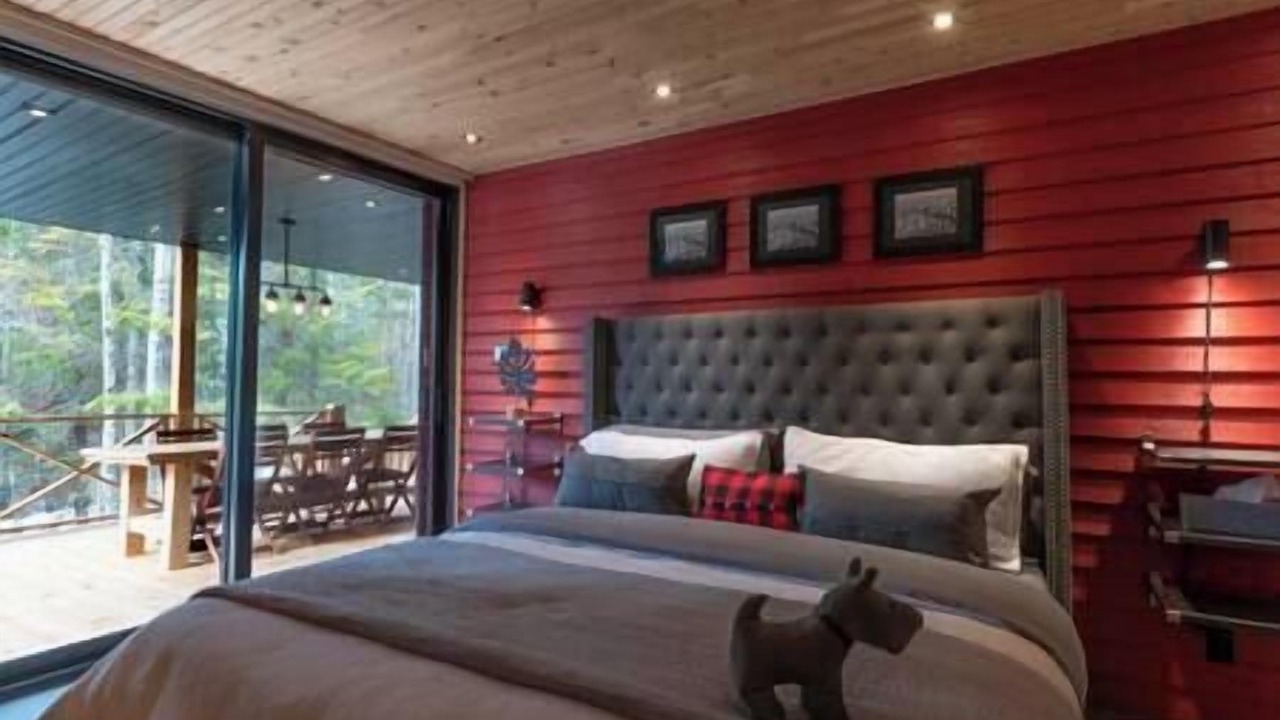 Photo of Bedroom in Saint Aime Des Lacs