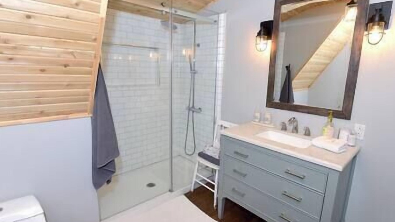 Photo of Bathroom in Saint Aime Des Lacs