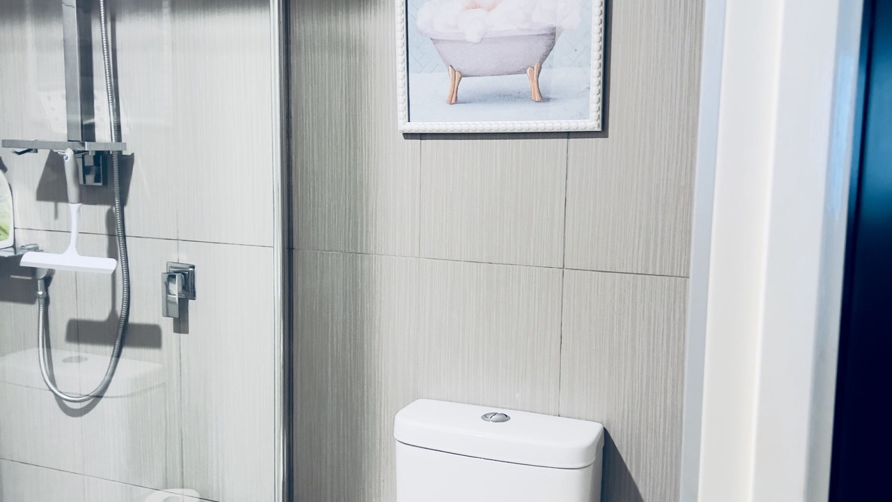 Photo of Bathroom in Lyneham