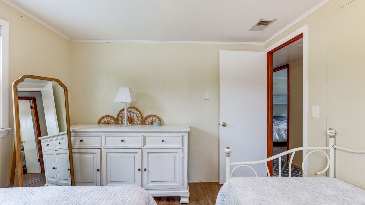 Photo of Bedroom in Beach Haven Gardens