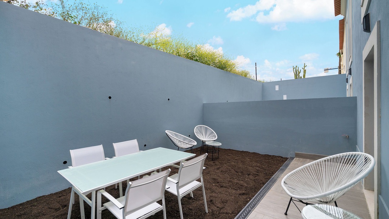Photo of Patio Balcony in Beato
