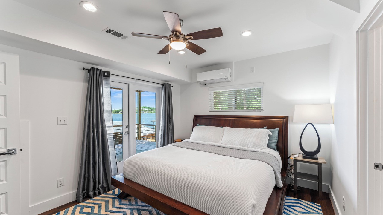 Photo of Bedroom in Talladega